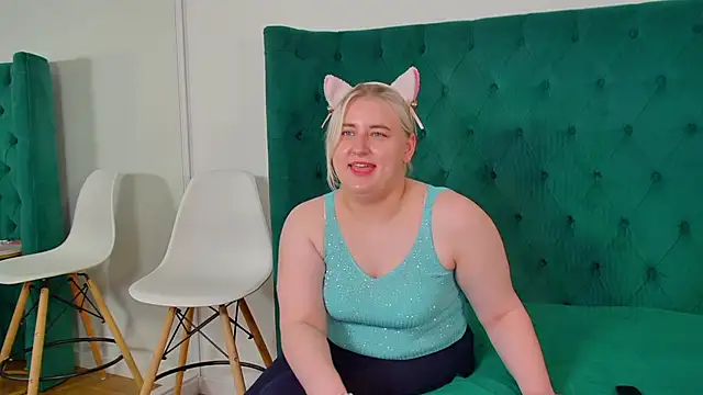 LioraArdyn's Live XXX Chat