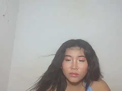 Zyeiii Chat XXX live