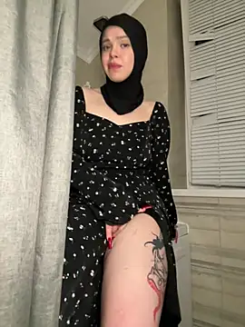 RedheadQueen_'s Live XXX Chat