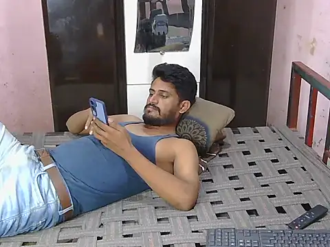 HotXKrish's Live XXX Chat