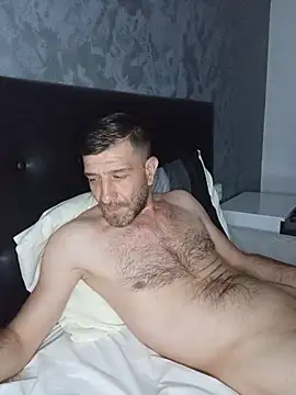 Alexdaniel89 Adlı Modelin Canlı XXX Sohbeti