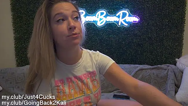 boomboomr00mn Live XXX chat