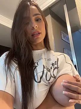 Mau_White Chat XXX live