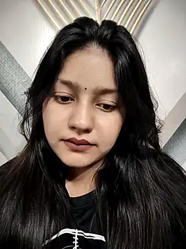 Pavitra_Sharma Adlı Modelin Canlı XXX Sohbeti