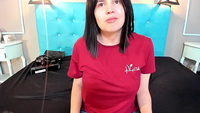 Cata_black's Live XXX Chat