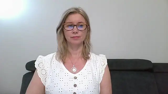 Chat XXX ao vivo de DoreenSexy