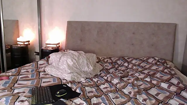 -Yummybabes- Chat XXX live