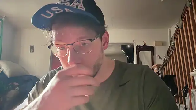 MasterDaddyCool's Live XXX Chat