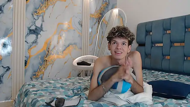 KING_BOYS2026 Show Webcam