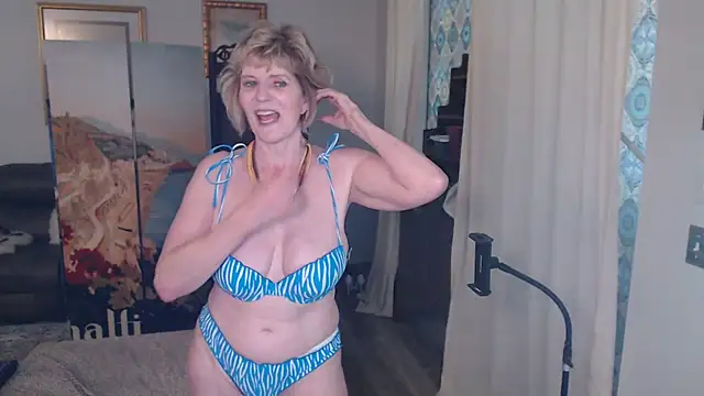 SindeeDix's Live XXX Chat