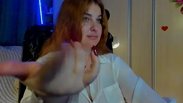 CoraSwon Chat XXX in diretta