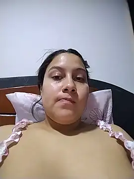Sembang XXX Secara Langsung esmeralda_jadees