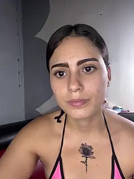 دردشة Vannelope الجنسية المباشرة