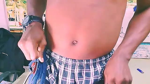 EbonyTiger69 网络视讯表演