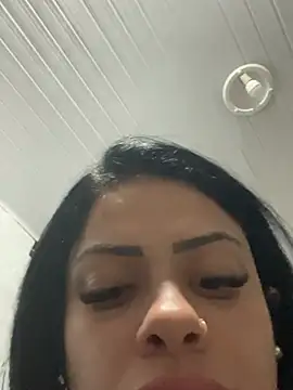 Show de belababyy na webcam