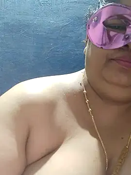 tamilthanushri Live XXX Chat