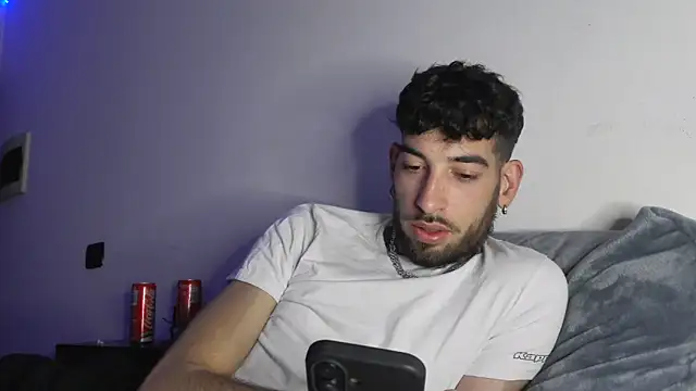 maestroboris95's Live XXX Chat