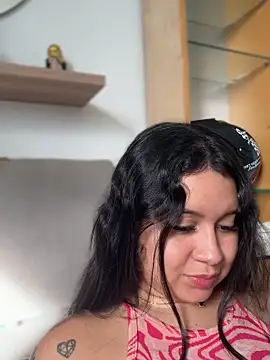 Pretty_Isadora's Live XXX Chat