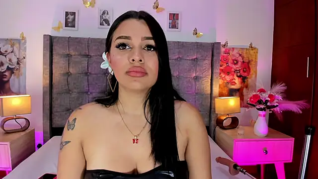 Linda_Fosterr – Live XXX-chat
