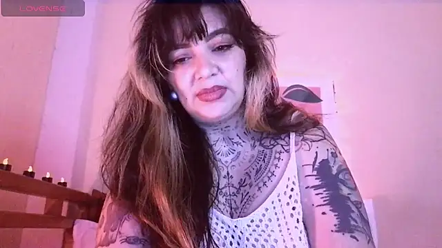 Show modela Amhara_Dubal na web-kameri