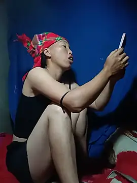 NIANIAKUTE live XXX chat