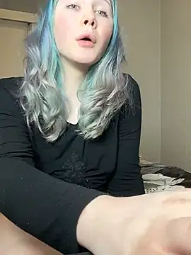 AlexaGudz 网络视讯表演