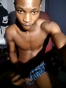 XXX chat uživo modela Lue3333
