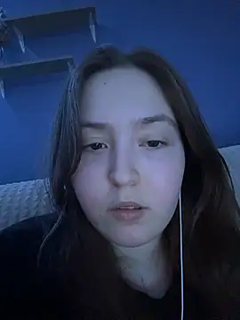 Онлайн чат XXX charmingggirl