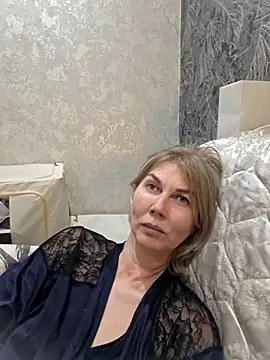 Chat +18 de stellahere8 ao vivo