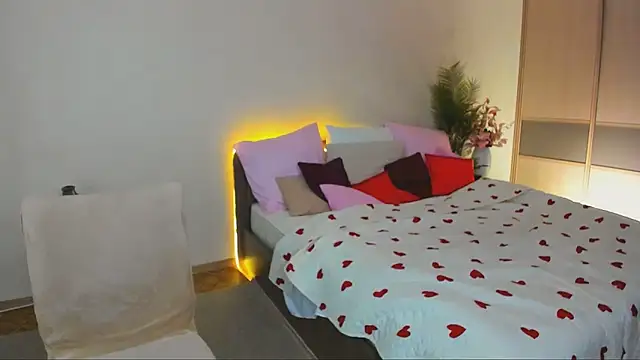 AlluringLookk Adlı Modelin Web Kamerası Şovu