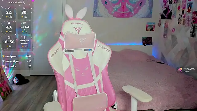 RemiPawx Chat XXX in diretta