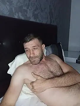 Alexdaniel89 Adlı Modelin Canlı XXX Sohbeti