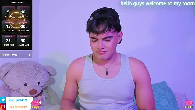 XXX chat uživo modela kamii_22