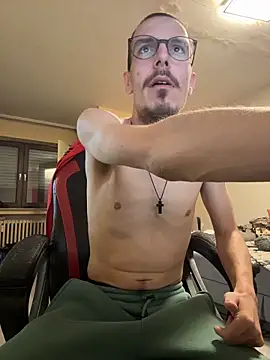 Maximus9494 Webcam-Show
