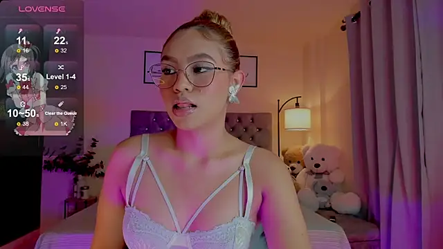 OxanaFedorova1-'s Live XXX Chat