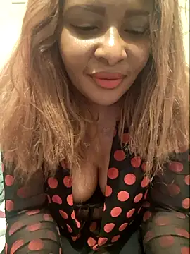 aisha78 Show in webcam