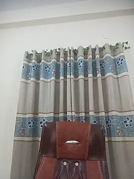 zareen_approach's Live XXX Chat