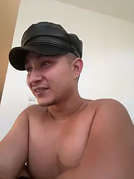 Axel_nova Adlı Modelin Canlı XXX Sohbeti