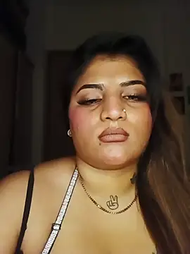 Sanaya_Gil Adlı Modelin Canlı XXX Sohbeti