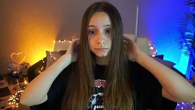 TinyNatalie – Naživo XXX chat