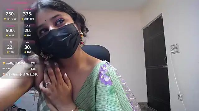 -Queenie – webcam-show
