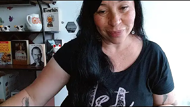 Chat +18 de LauraMallioni ao vivo