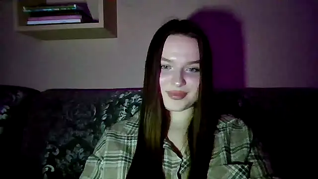 BratzDollVibes' Live XXX Chat