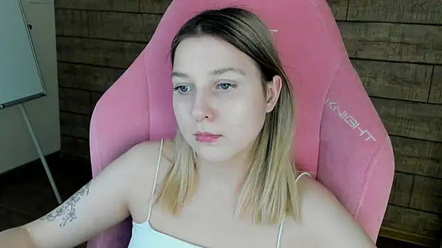 TinnaBurton – Live XXX-chat