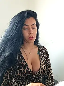 Luiannan Live XXX chat