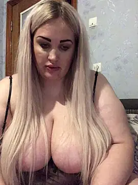 VikiiStoun's Live XXX Chat