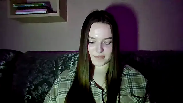 BratzDollVibes Webcam Show