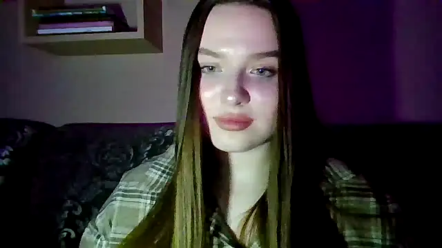 Chat XXX en directo de BratzDollVibes