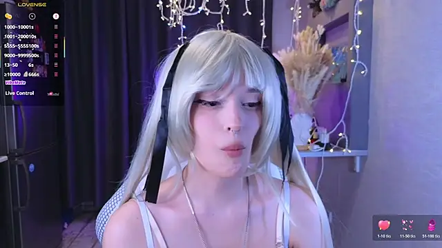 Hisoka_akerley élő XXX-chatje