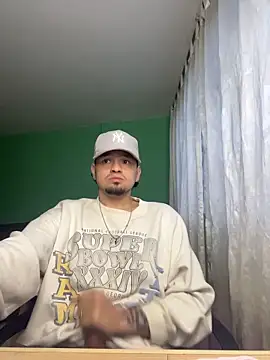 satur_noxxn Webbikameraesitys